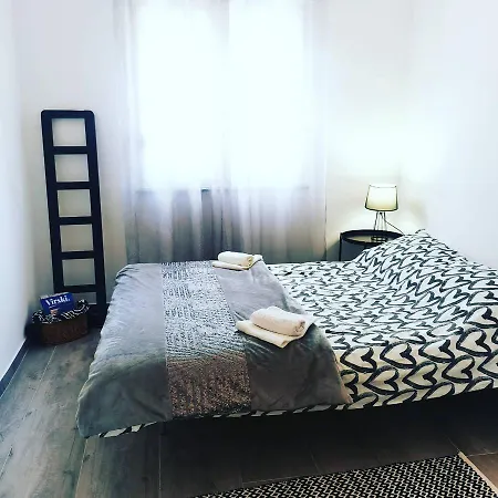 Apartman Apartment4two - Studioapartment Vir