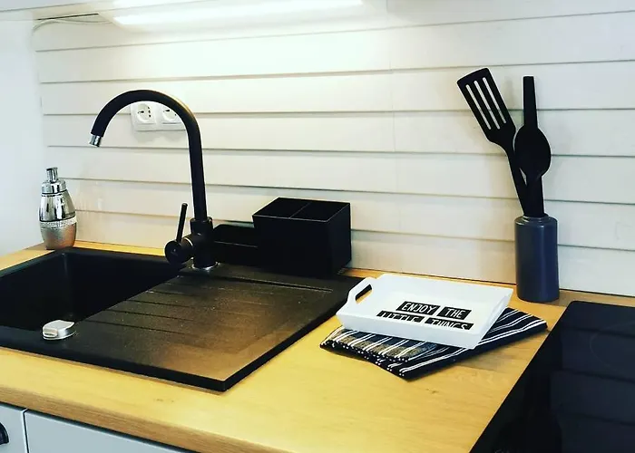 Apartment4two - Studioapartment 비르